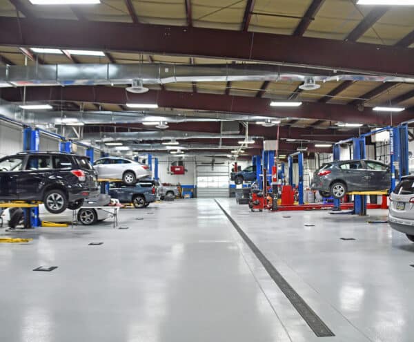 Bob Fisher Chevrolet Shop Floor 320 CrownShield, 7000 CrownPro